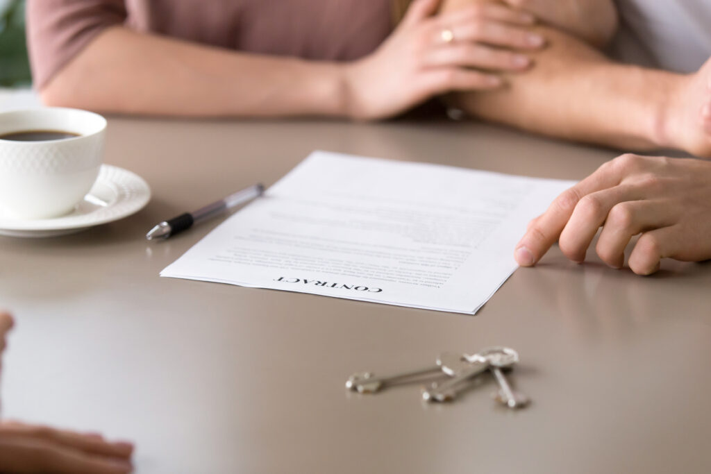 Couple reading a Home loan contract